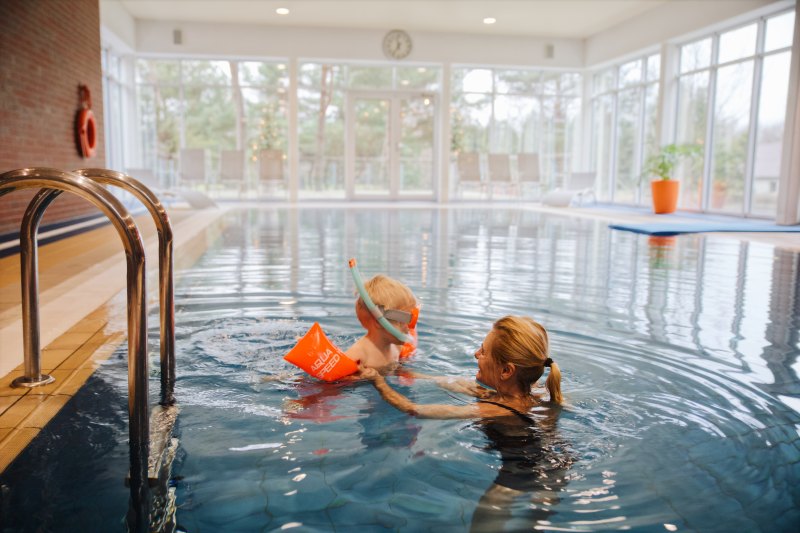 hotele dla rodzin z dziećmi basen