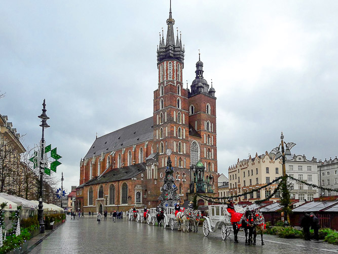 co zobaczyć w Krakowie rynek kościół mariacki