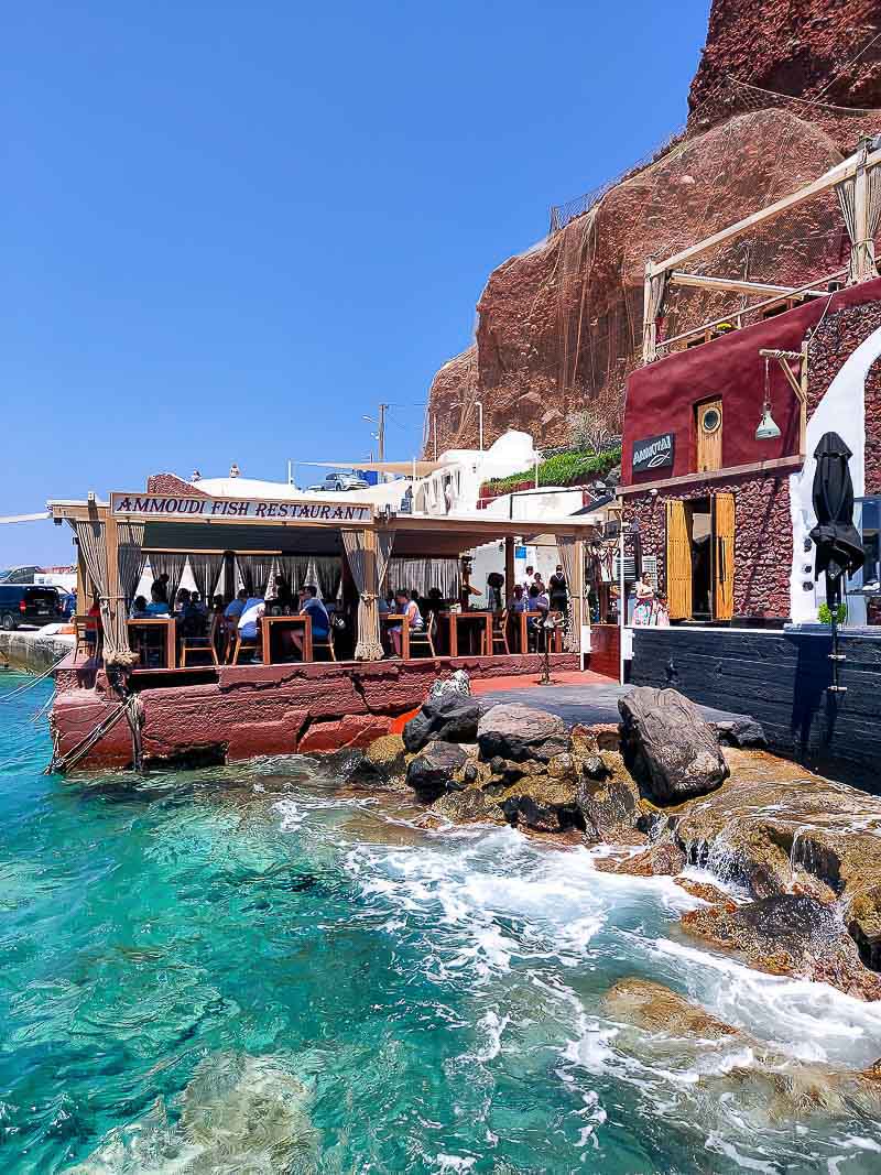 Santorini atrakcje zatoka Ammoudi Bay