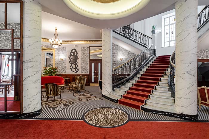 hotel w Krakowie lobby