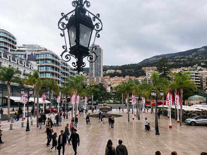 Monako Monte Carlo plac przed kasynem