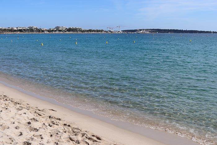 Cannes plaża piaszczysta